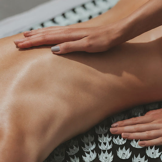 Acupressure vs Acupuncture: What's the Difference? A Personal Journey